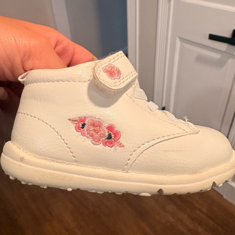 Adorable White Baby Walker Shoes with Floral Design